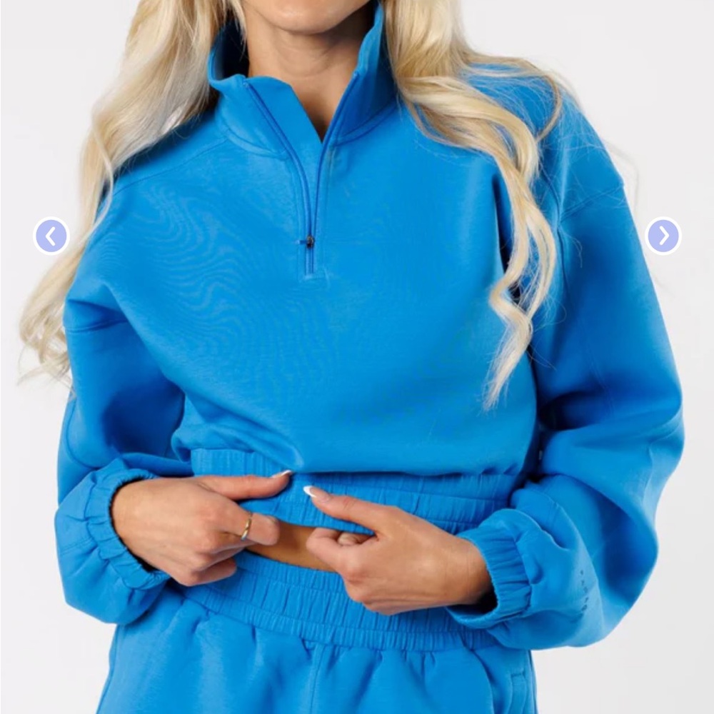 PARAGON Women's AirFit Bright Blue Quarter-Zip Sweatshirt |S